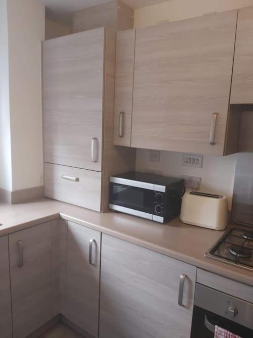 City, Celtic Park & Emirates Stadium Apartment, For Families Or Age Over 23 Apartamento Glasgow